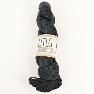 Life In The Long Grass DK Yarn SW Merino 250 Yds Hand Dyed Ireland Color Wight